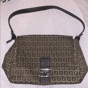 Fendi vintage mama baguette